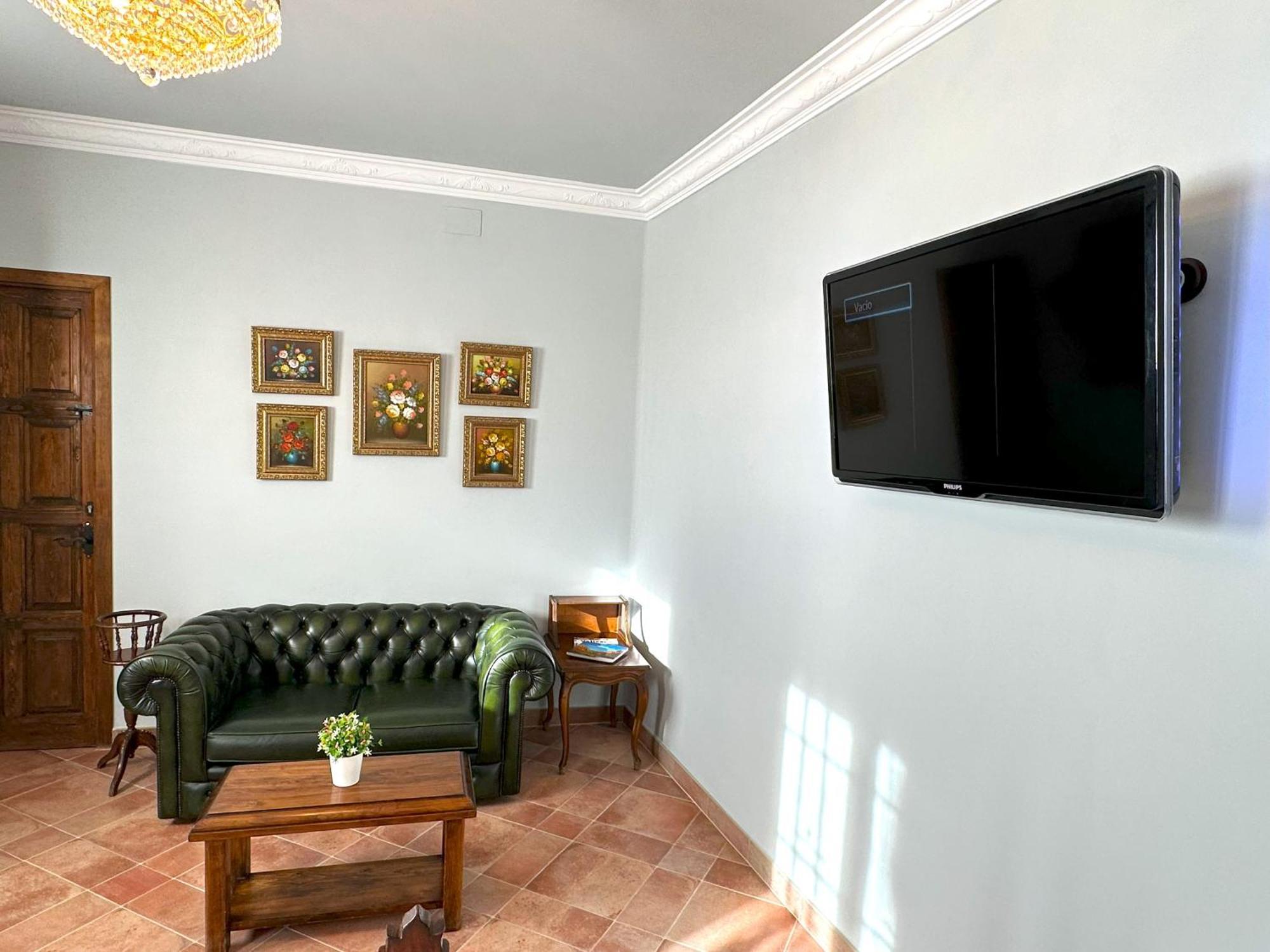 Masia Can Viver - Olive Oil Tourism B&B Bigues I Riells Bilik gambar